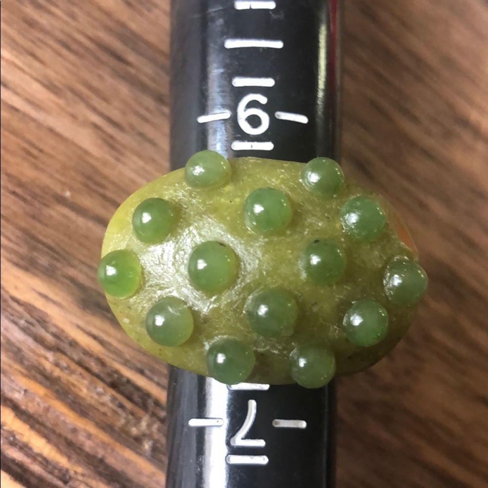 100% Genuine jade ring - Picture 9 of 12